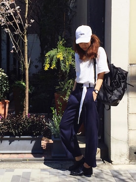 「TODAYFUL（トゥデイフル）のアイテム（バックパック/リュック）」を使った、SAAYA KOUZAWAさん（レディース・165cm）の春コーディネート