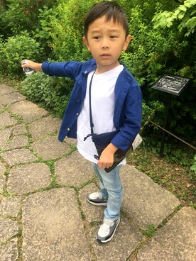 「アイテム（シャツ/ブラウス、ブルー系）」を使った、SHINさん（キッズ・110cm）の春コーディネート