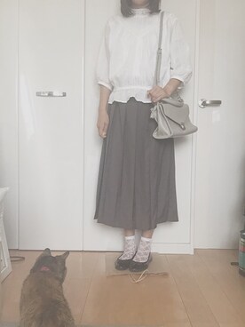 「ネコ」｜「アイテム（バレエシューズ）」を使った、yuriさん（レディース・163cm）の秋コーディネート