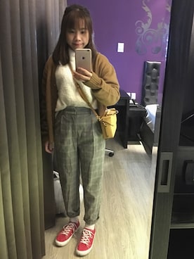 「iT（イット）のアイテム（バッグ）」を使った、Krystalクリスタルさん（レディース・159cm）の冬コーディネート