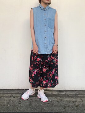「Eddie Bauer（エディーバウアー）のアイテム（タンクトップ）」を使った、LADIES&ANTIQUES NoT kyomachiさん（レディース・161cm）の秋コーディネート