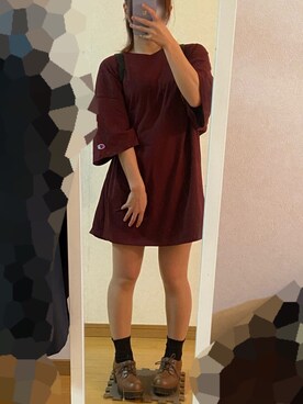 「Champion（チャンピオン）のChampion Authentic ビッグシルエットカットソー/チャンピオン（Tシャツ/カットソー、ブラウン系）」を使った、さゆきさん（レディース・152cm）の秋コーディネート