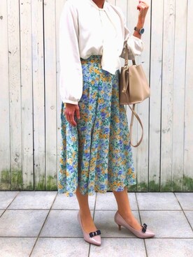 「アイテム（パンプス、グレー系）」を使った、yamadaさん（レディース・159cm）の春コーディネート