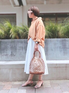 「アイテム（パンプス、グレー系）」を使った、yamadaさん（レディース・159cm）の夏コーディネート