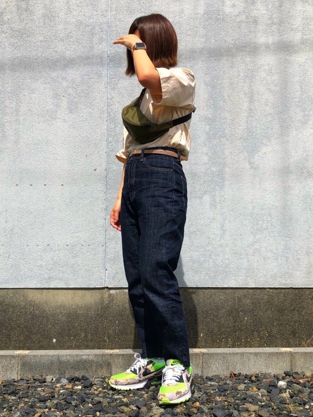 「シンプル、プチプラ、低身長、ストリート、スニーカー、NIKE、カジュアル、これが私をアゲる服、低身長コーデ、UNIQLO」｜「VANSの【VANS】 ウエストPOUCH（ボディバッグ/ウエストポーチ、グリーン系）」を使った、ぎださん（レディース・155cm）の春コーディネートの1枚目の写真