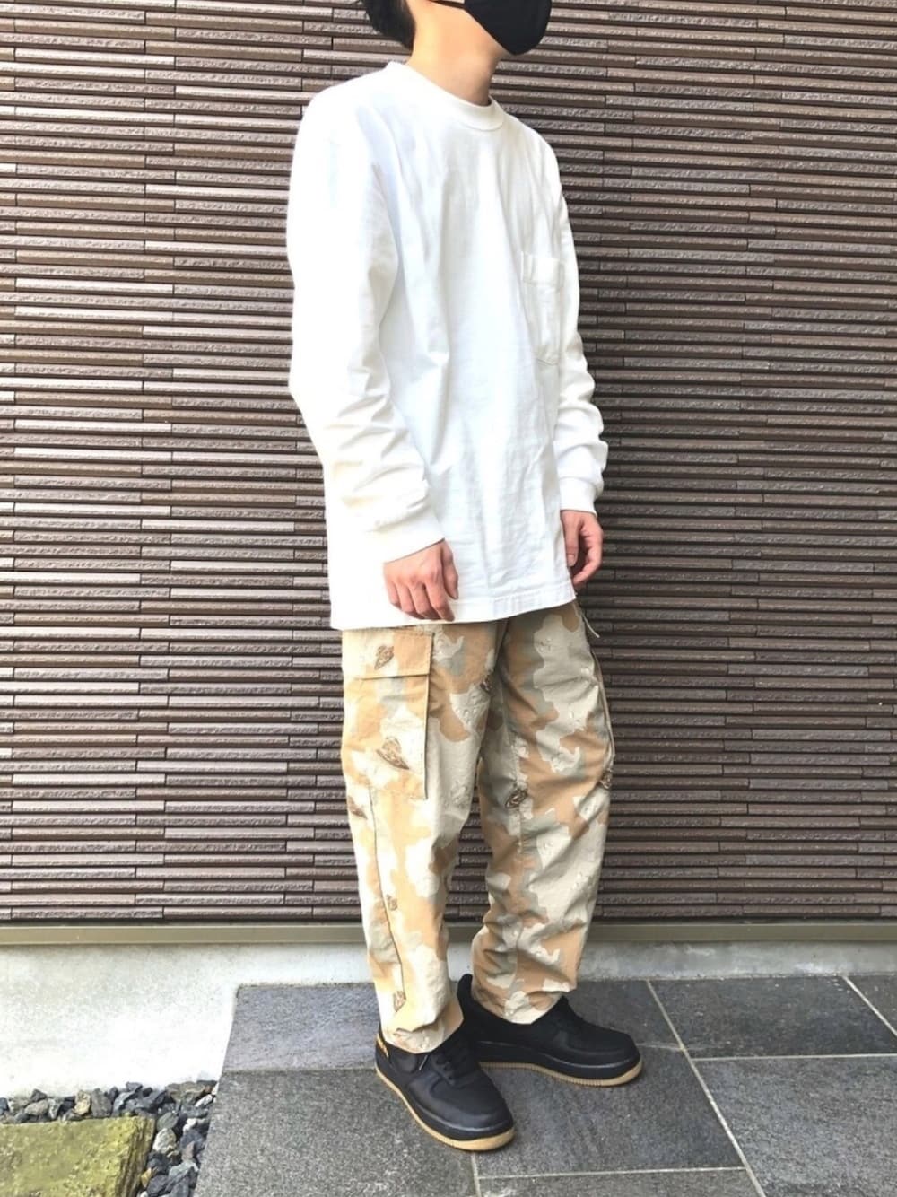 「オーバーサイズ、低身長、プチプラ、ストリート、ユニクロ、ジーユー、スニーカー、NIKE、プチプラコーデ、UNIQLO」｜「NIKEのナイキ エア フォース 1 ゴアテックス シューズ / スニーカー / NIKE AIR FORCE 1 GORE-TEX SHOE (AF1)（スニーカー、ブラック系）」を使った、ぎださん（メンズ・160cm）の春コーディネートの1枚目の写真