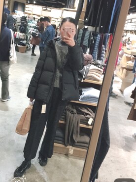 「MUJI」｜「アイテム（ダウンジャケット/コート）」を使った、張-小曼さん（レディース・161cm）の秋コーディネート