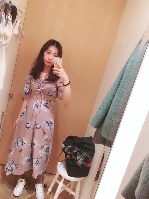 張 小曼 Snidelのマキシ丈 ロングワンピースを使ったコーディネート Wear