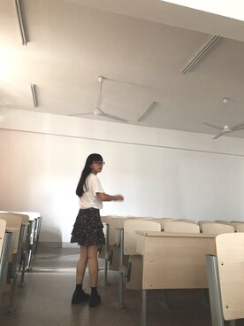 「ZARA（ザラ）のアイテム（スカート、ブラック系）」を使った、ふみさん（レディース・158cm）の秋コーディネート
