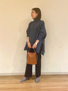 「ブルーニット」｜「アイテム（その他シューズ）」を使った、yuinaさん（レディース・158cm）の秋コーディネート