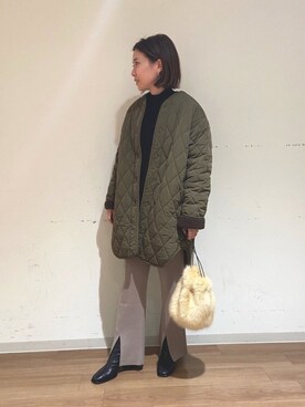 「スリットパンツ」｜「アイテム（ノーカラージャケット）」を使った、yuinaさん（レディース・158cm）の秋コーディネート