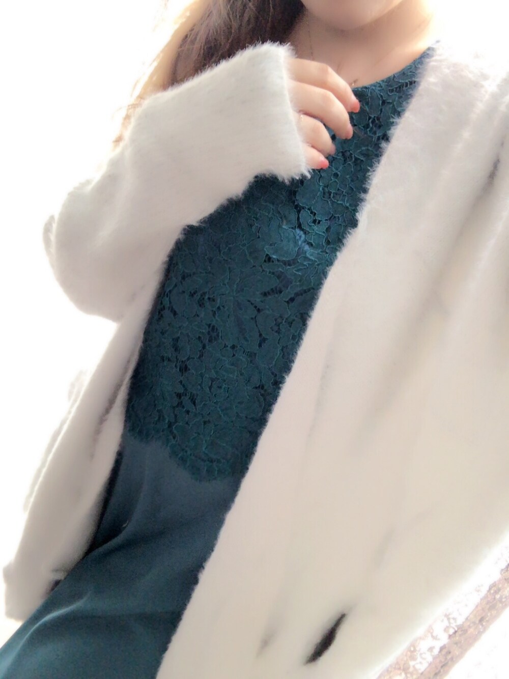 「antiquaのアイテム（ニット/セーター、グレー系）」を使った、Eri branさん（レディース・154cm）の冬コーディネートの1枚目の写真