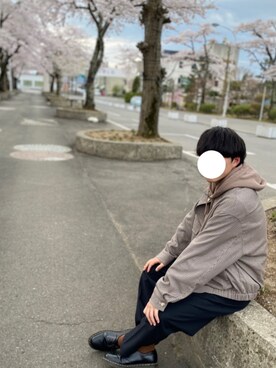 「いいね&フォロー よろしくお願いします☺︎」｜「アイテム（スラックス）」を使った、Shinyaさん（メンズ・170cm）の春コーディネート