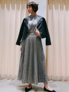 「セットアップ風」｜「アイテム（ライダースジャケット）」を使った、Mayuさん（レディース・167cm）の秋コーディネート