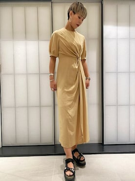 ツイストアイラインワンピースを使った人気ファッションコーディネート Wear