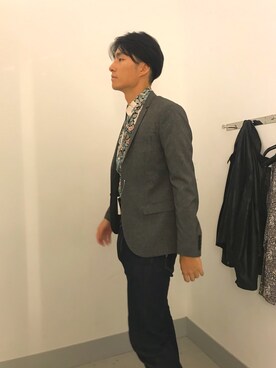 「H&M（エイチ・アンド・エム）のアイテム（ジャケット/アウター）」を使った、Hiroshi  Ashibaさん（メンズ・187cm・20代）の秋コーディネート