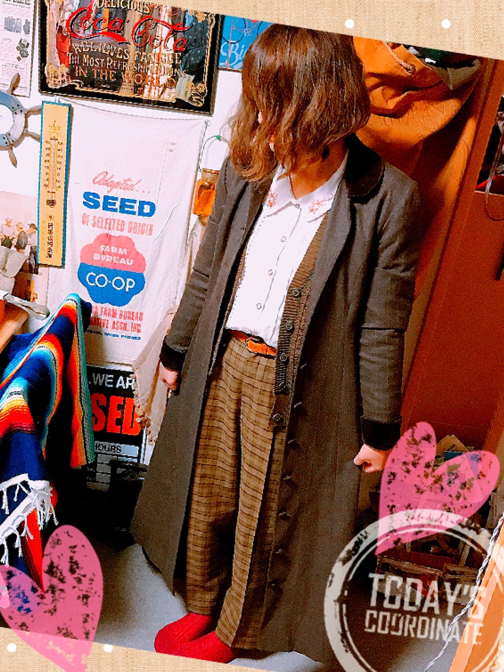 「昭和レトロコーデ、昭和レトロ、古着、古着コーデ、古着好き、激安コーデ」｜「no brandのアイテム（シャツ/ブラウス、ホワイト系）」を使った、chaoriさん（レディース・159cm）の冬コーディネートの1枚目の写真
