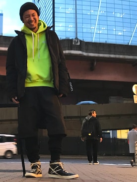 「ADD（アド）のアイテム」を使った、給前友貴さん（メンズ・172cm）の秋コーディネート