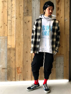 「ROYAL FLASH（ロイヤルフラッシュ）のアイテム（帽子）」を使った、給前友貴さん（メンズ・172cm）の冬コーディネート