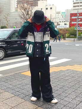 「Azuma.（アズマ）のアイテム（オールインワン・サロペット）」を使った、給前友貴さん（メンズ・172cm）の冬コーディネート