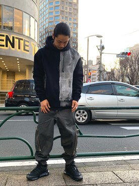 「A-COLD-WALL*（アコールドウォール）のアイテム（パーカー）」を使った、給前友貴さん（メンズ・172cm）の冬コーディネート