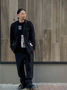 「MIHARAYASUHIRO（ミハラヤスヒロ）のアイテム（スラックス）」を使った、給前友貴さん（メンズ・170cm）の冬コーディネート