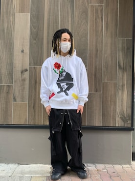 「Azuma.（アズマ）のアイテム（サロペット/オーバーオール）」を使った、給前友貴さん（メンズ・170cm）の冬コーディネート