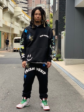 給前友貴さんのコーディネート