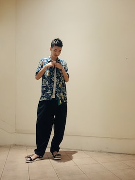 アキヤマコウスケさんのコーディネート