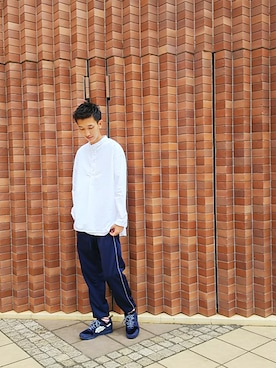 アキヤマコウスケさんのコーディネート