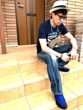 「Levi's（リーバイス）のグラフィックセットインネックTシャツ（Tシャツ/カットソー、ブルー系）」を使った、あきもんさん（メンズ・168cm）の春コーディネート