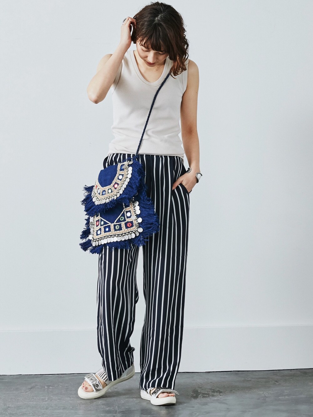 「春コーデ、大人カジュアル、ootd、casual」｜「MEDE19FのMEDE19F　ノースリーブワッフルトップス/タンクトップ（タンクトップ、ベージュ系）」を使った、MEDE19Fさん（レディース・164cm）の春コーディネートの1枚目の写真