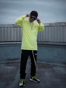 「Yeezy（イージー）のアイテム（Tシャツ/カットソー）」を使った、ひろしさん（メンズ・166cm）の春コーディネート