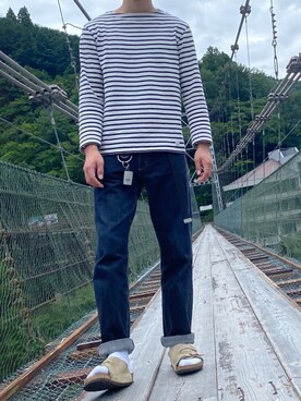 「KENZO（ケンゾー）のアイテム（デニムパンツ）」を使った、田邊敬一朗さん（メンズ・177cm）の夏コーディネート