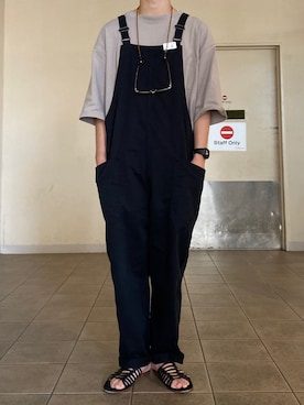 「Johnbull（ジョンブル）のアイテム（サロペット/オーバーオール）」を使った、田邊敬一朗さん（メンズ・177cm）の夏コーディネート