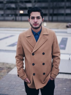 「asos（エイソス）のアイテム（ピーコート）」を使った、Nathan Nowzariさん（メンズ・175cm）の冬コーディネート