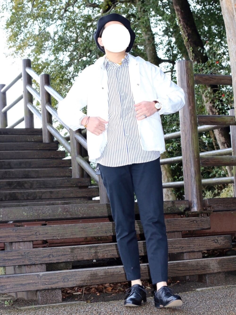 「コーチジャケット、プチプラ、春コーデ、ユニクロ、ベレー帽、スカーフ、ピンキーリング」｜「WYATTの×TERAI ビッグベレー帽 WY-0005-C [1012638]｜WYATT ワイアット（ハンチング/ベレー帽、ブラック系）」を使った、pon-cさん（メンズ・173cm）の春コーディネートの1枚目の写真