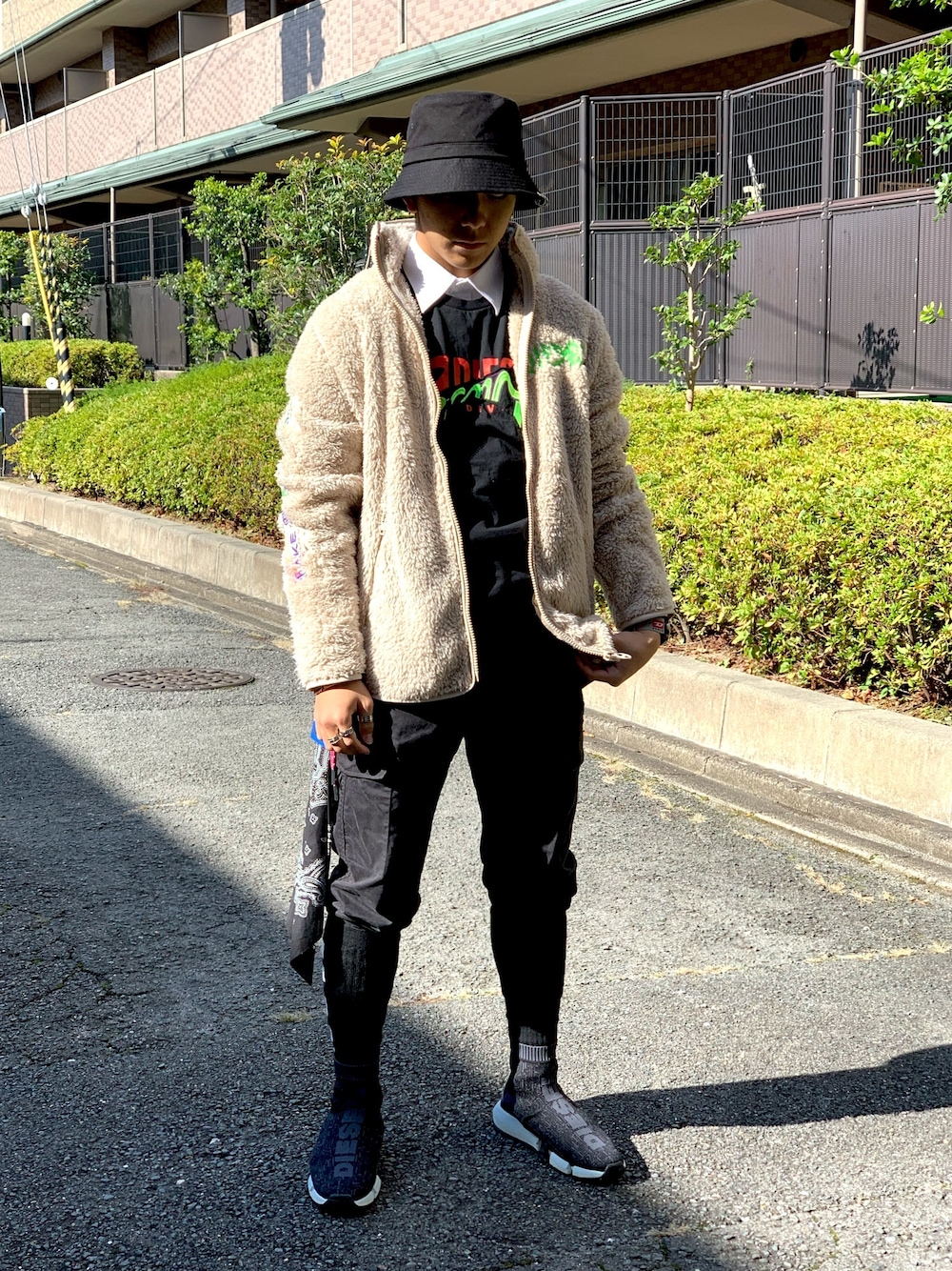 「おしゃれさんと繋がりたい、ストリート、ストリートMIX、ブラック、韓国ファッション」｜「DIESELのメンズ Tシャツ 長そで（Tシャツ/カットソー、ブラック系）」を使った、y_skさん（メンズ・173cm）の秋コーディネートの1枚目の写真