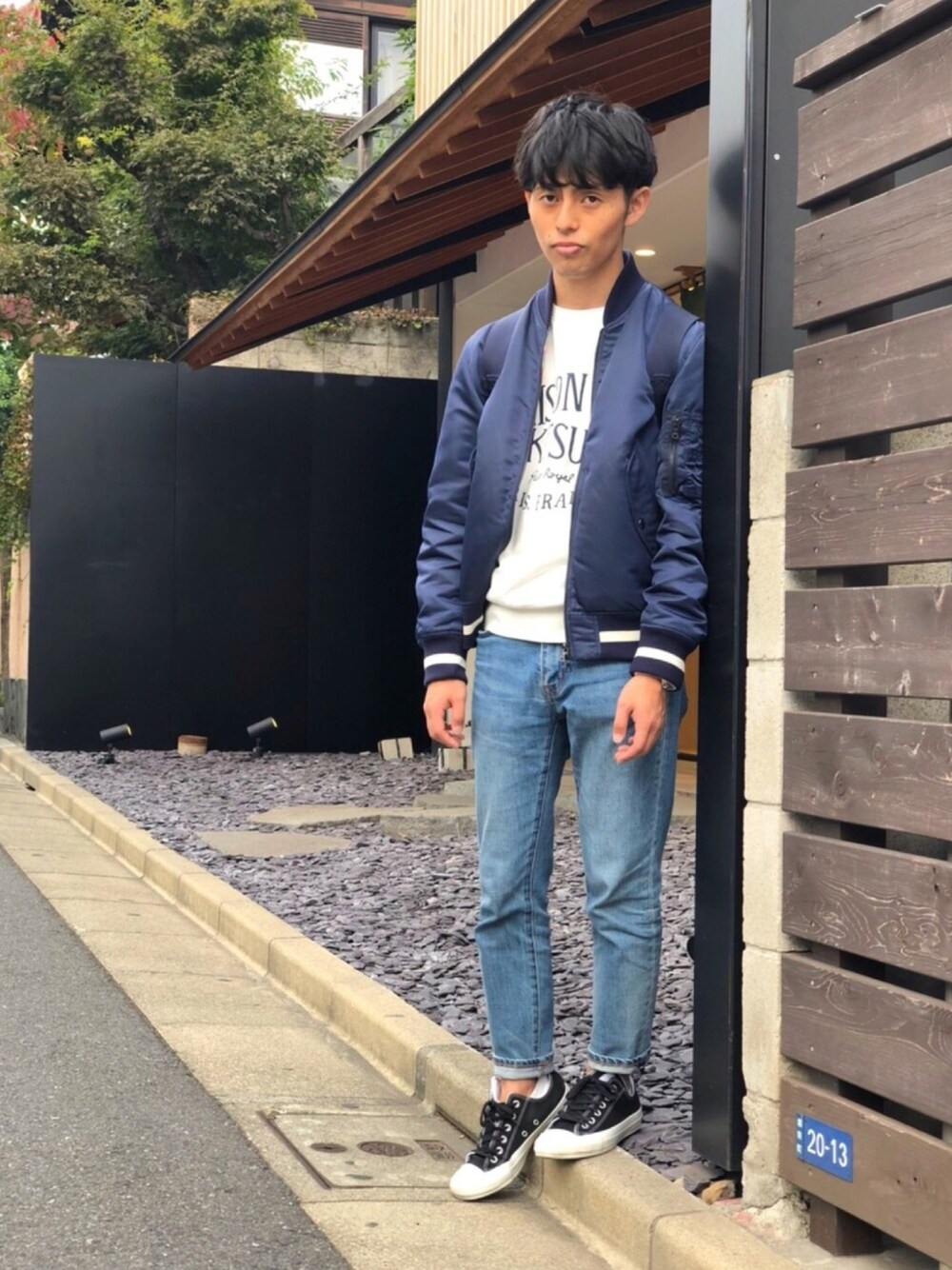 「ZOZO公認ユーザー、ストリート服が好き、メゾンキツネ、コンバース、デニム、チビーズ✳︎、代官山」｜「SOPHNET.のアイテム（MA-1、ブルー系）」を使った、imojさん（メンズ・162cm）の秋コーディネートの1枚目の写真