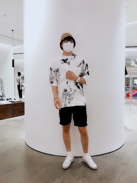 「CASIO（カシオ）のアイテム（レッグウェア）」を使った、朋驳boboさん（メンズ・182cm）の春コーディネート