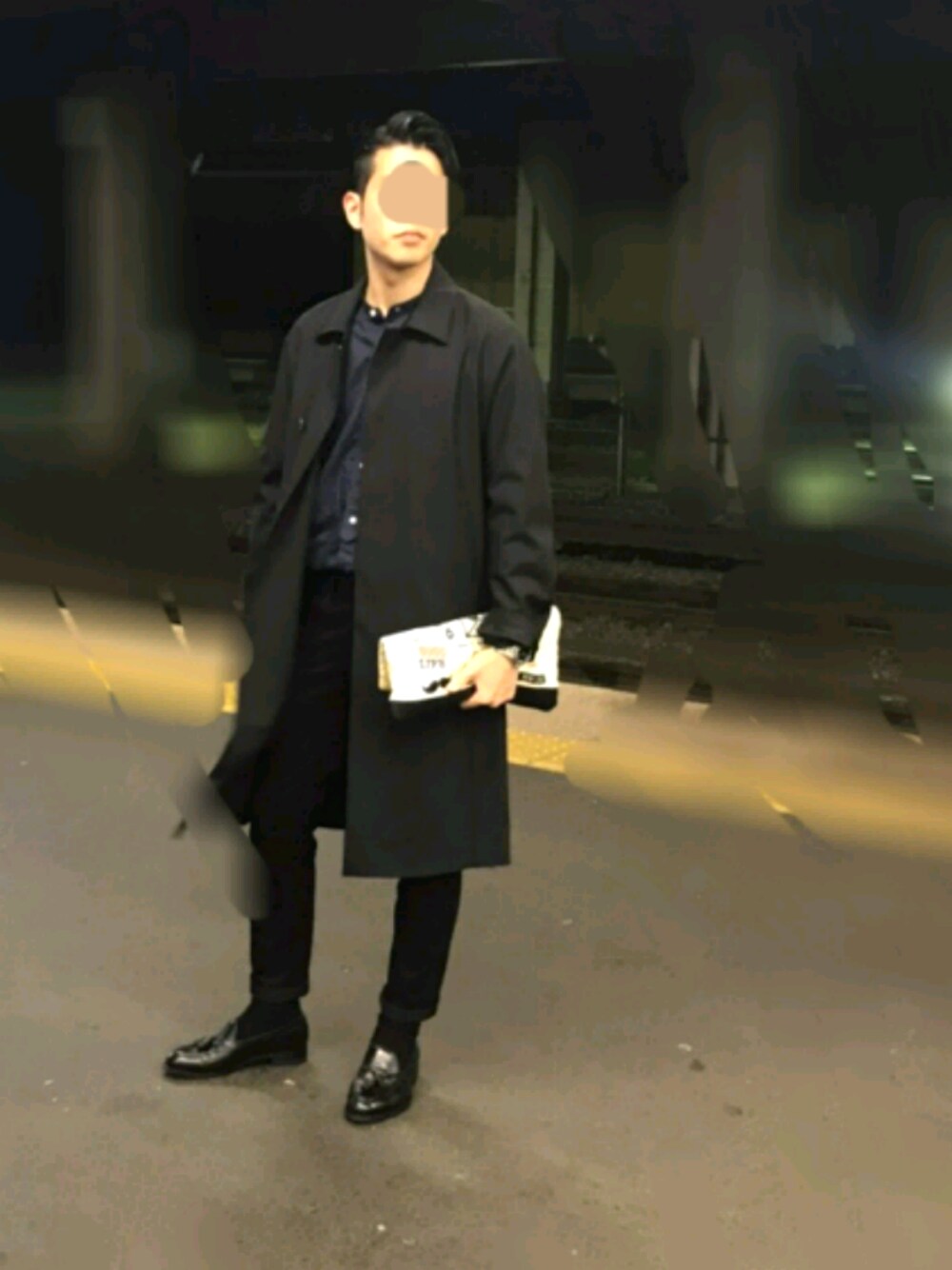 「秋のコーデ、メンズコーデ、キレイめ、黒スキニー、おしゃれさんと繋がりたい、秋服、theory、HARE、GU、ブラック」｜「COMME　CA COMMUNEのバンドカラー7分袖シャツ（シャツ/ブラウス、ブルー系）」を使った、Tさん（メンズ・167cm）の秋コーディネートの1枚目の写真