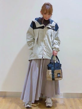 「CAMP7」｜「アイテム（マウンテンパーカー）」を使った、tomoさん（レディース・160cm）の秋コーディネート