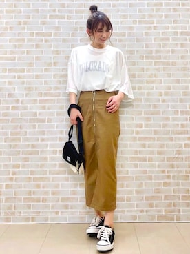 「アイテム（その他トップス）」を使った、tomoさん（レディース・160cm）の春コーディネート