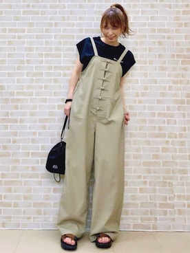 「RAG MACHINE（ラグマシーン）のアイテム（サロペット/オーバーオール）」を使った、tomoさん（レディース・160cm）の夏コーディネート