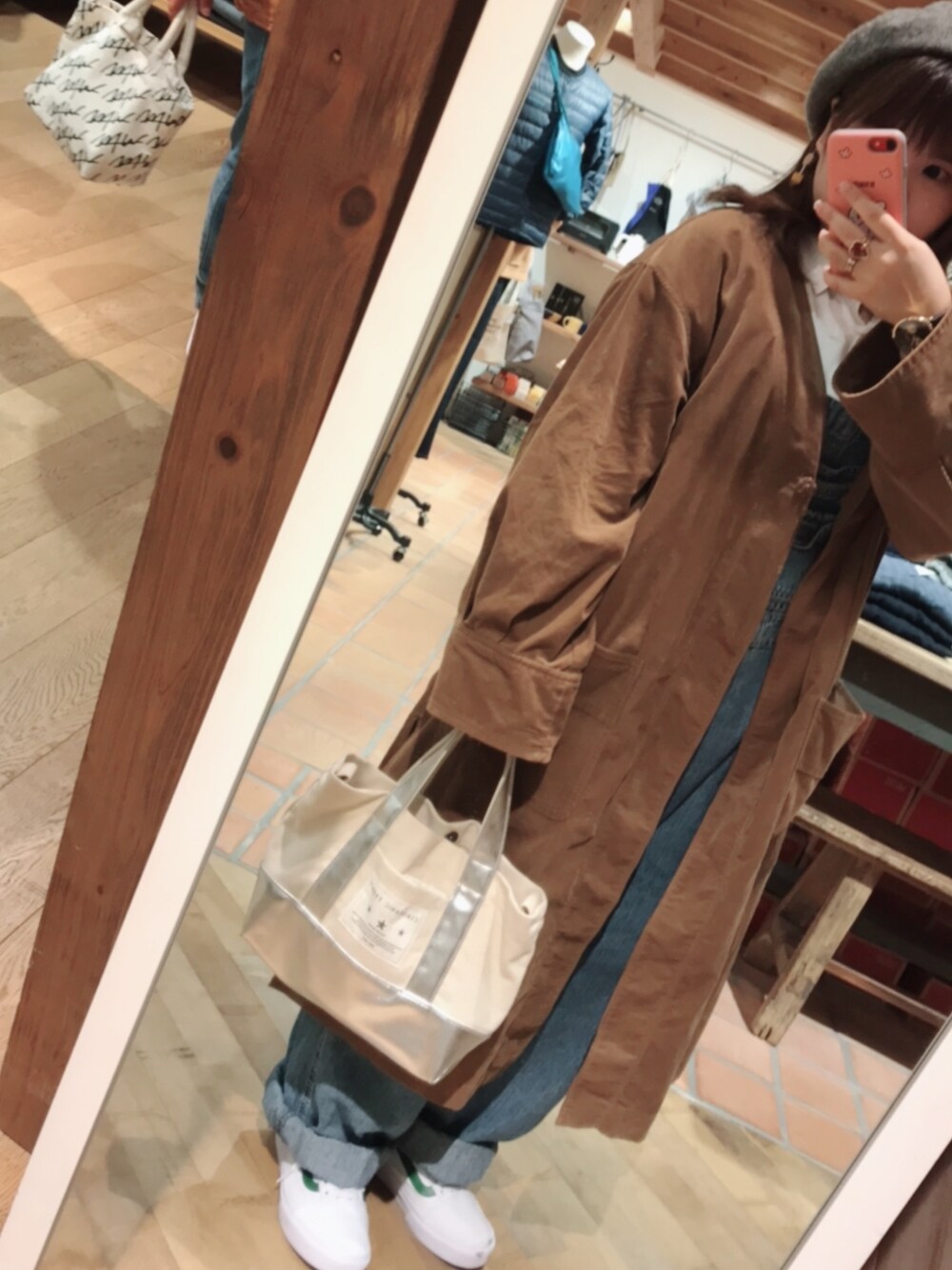 「コーデュロイ、秋のコーデ」｜「w closetのアイテム（ジャケット/アウター、ブラウン系）」を使った、きんきんさん（レディース・145cm）の春コーディネートの1枚目の写真
