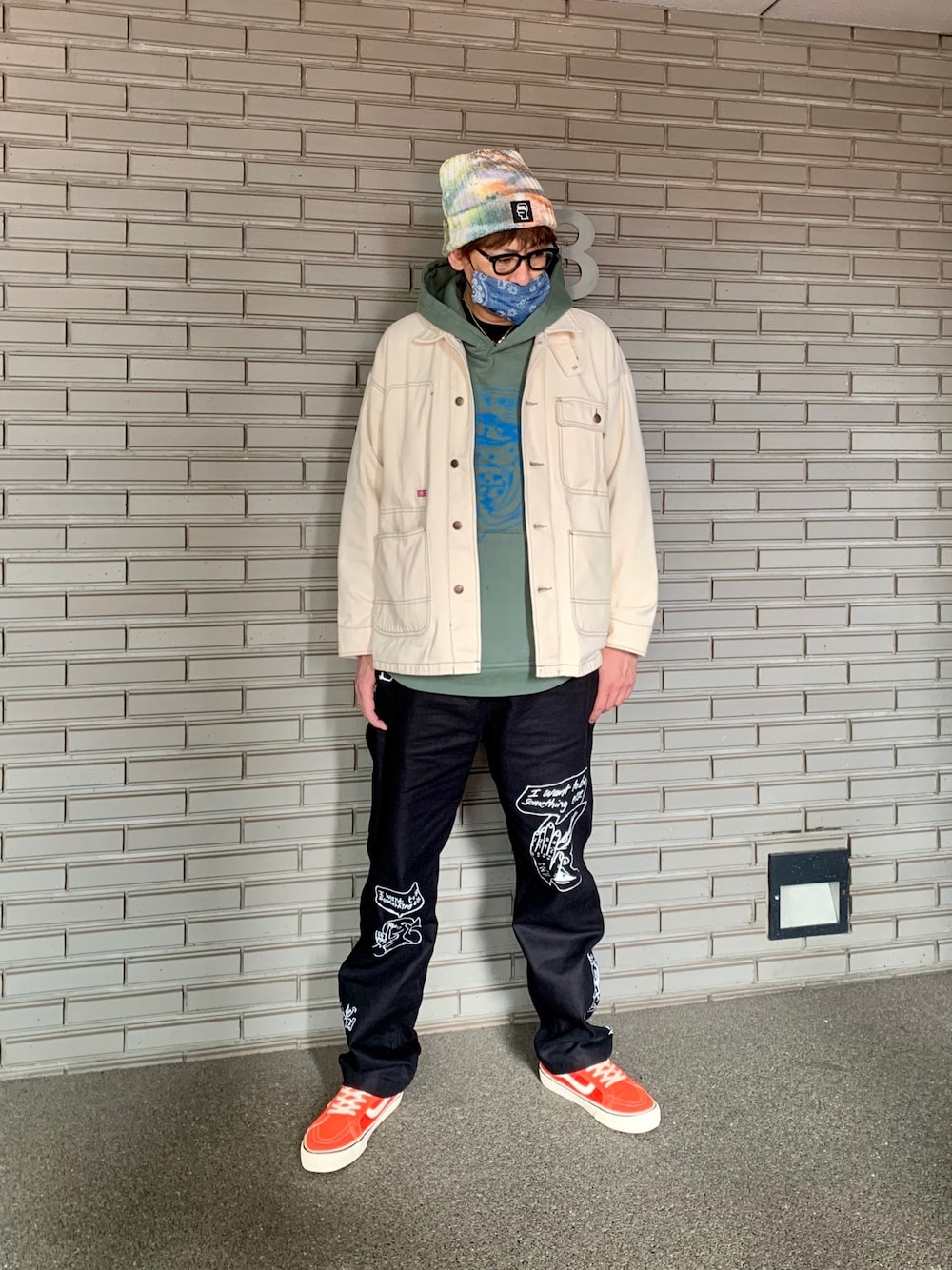 「ストリート、brain dead、BIGMAC、VANS」｜「BIG MACのアイテム（カバーオール、ホワイト系）」を使った、suzikatsさん（メンズ・186cm）の秋コーディネートの1枚目の写真
