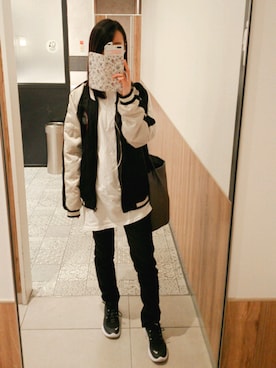 「VOLCOM（ボルコム）のアイテム（ブルゾン）」を使った、ひみこさん（レディース・159cm）の秋コーディネート