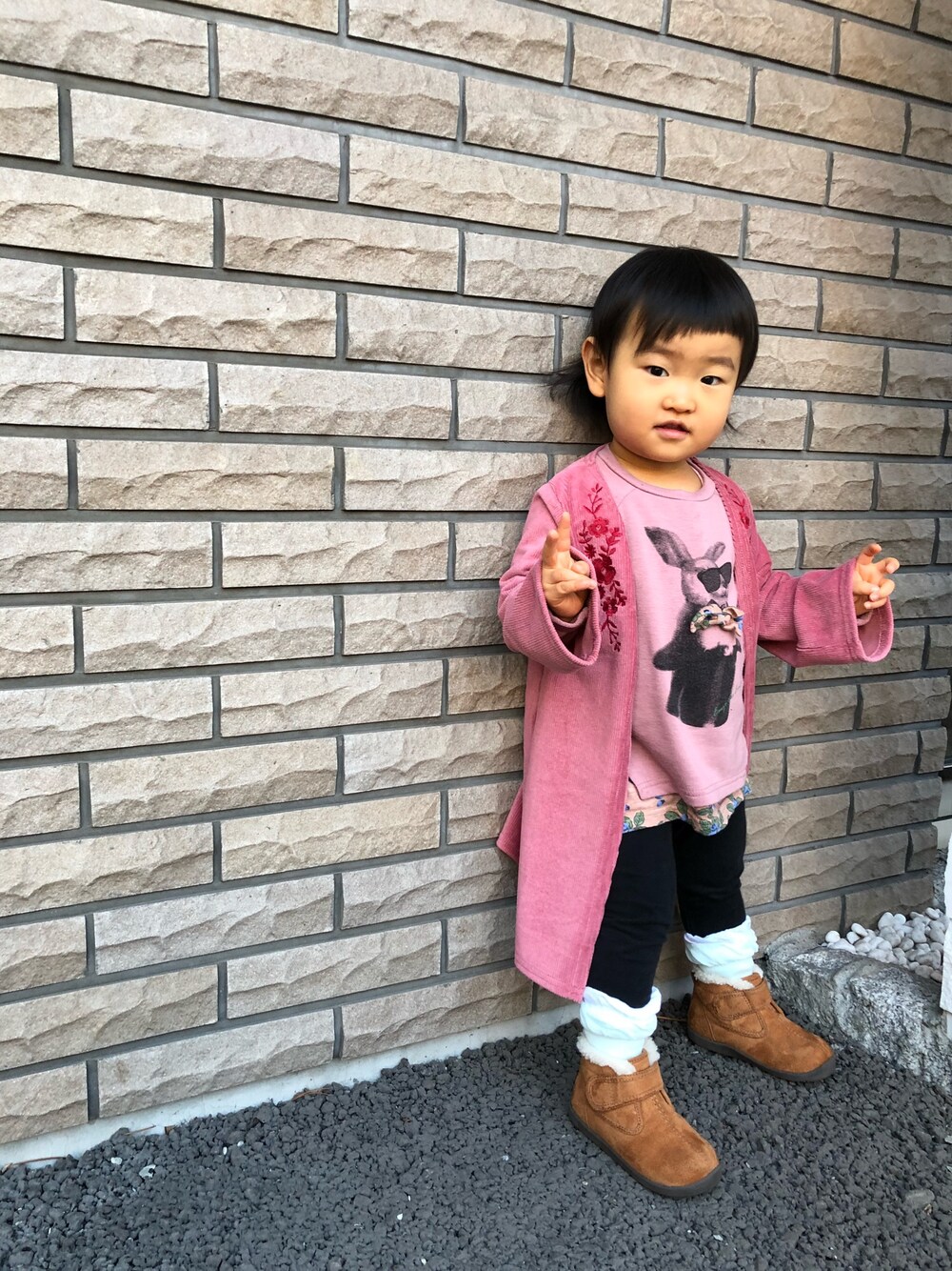 「冬コーデ、アナ、エルサ、おんなのこ、ダサい、ブーツ、2歳、つむち」｜「Birthdayのアイテム（その他アウター、レッド系）」を使った、tsumugiさん（キッズ・80cm）の冬コーディネートの1枚目の写真