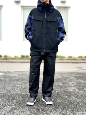 「White Mountaineering」｜「アイテム（マウンテンパーカー）」を使った、DOGDAYSさん（メンズ・172cm）の春コーディネート