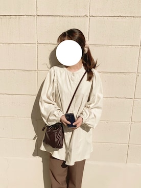 「RETRO GIRL（レトロガール）のタックセミフレアパンツ（その他パンツ）」を使った、　치さん（レディース・157cm）の春コーディネート